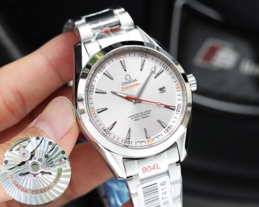 [High-Quality Replica] Omega Seamaster Aqua Terra 150M Watch with 8500 Movement, featuring a perfectly replicated original synchronized movement and rotor.