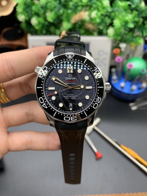 The new Omega Seamaster 300m