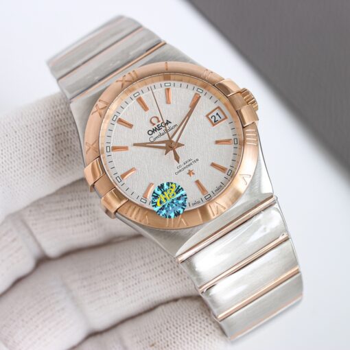 The newly upgraded OMEGA Constellation Series 39mm OB2 all-in-one camera, the highest version on the market with original mold, showcases its extraordinary quality under the banner of classic design.